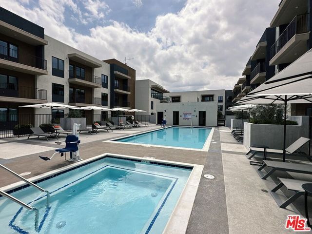 127 W Pomona Avenue 625, Monrovia, CA 91016