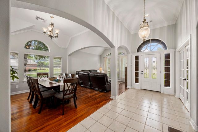 5210 Weston Drive, Weston Lakes, TX 77441