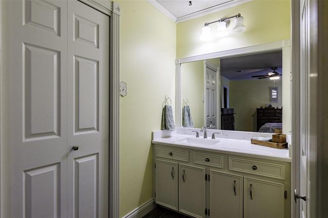 2579 Rhett Drive, Lake Charles, LA 70611