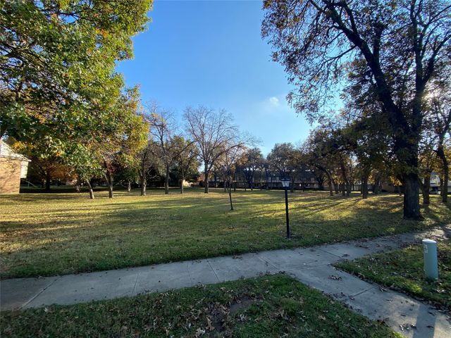 410 Westview Terrace, Arlington, TX 76013