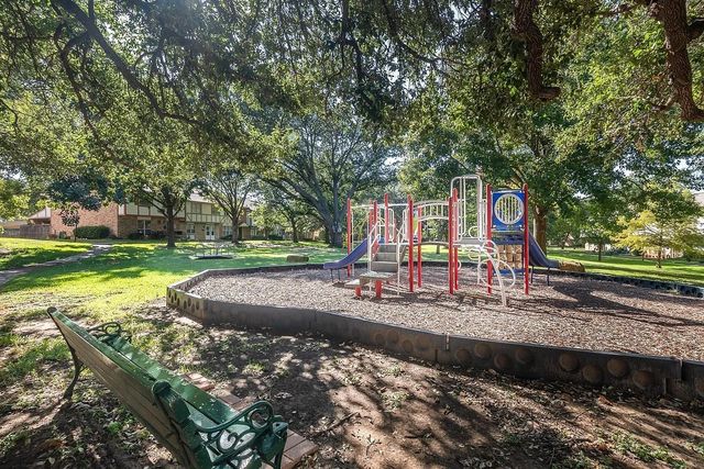 410 Westview Terrace, Arlington, TX 76013