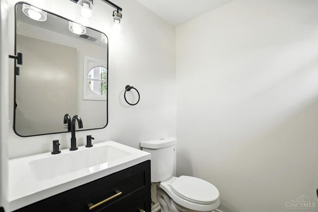 1267 Cristway Court, Cincinnati, OH 45230