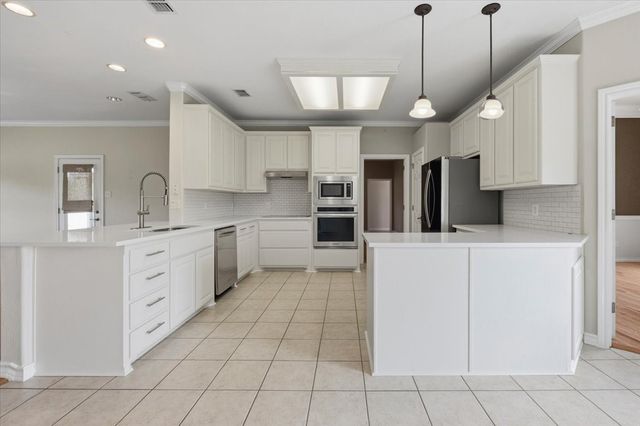 116 River Creek Lane, Aledo, TX 76008