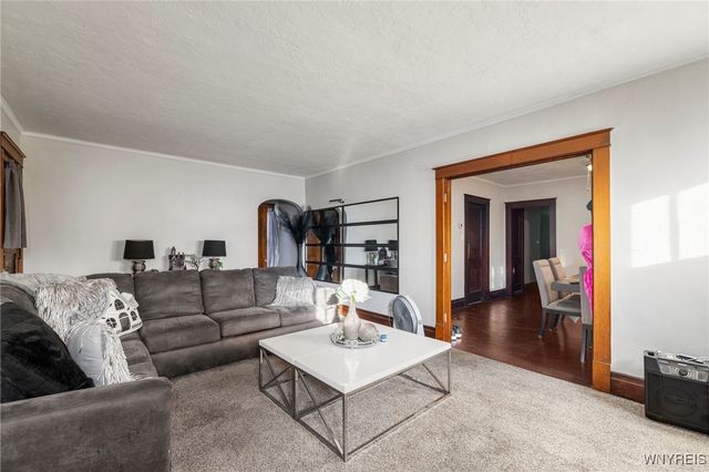 1130 Cleveland Avenue, Niagara Falls, NY 14305