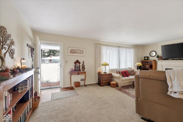 917 Longfellow Road, Anderson, IN 46011