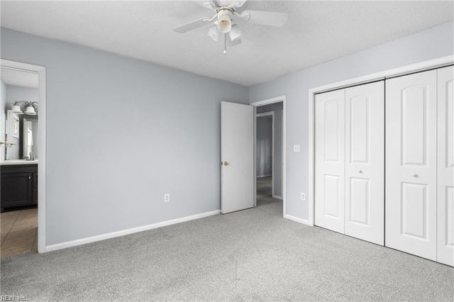 7 Mosely CIR, Chesapeake, VA 23320