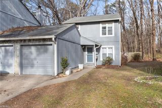 7 Mosely CIR, Chesapeake, VA 23320
