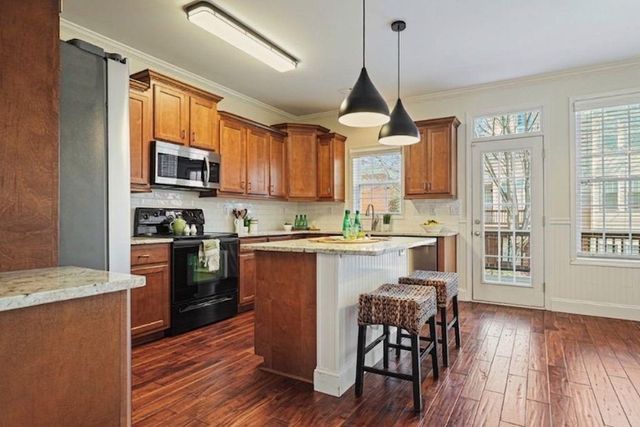 3412 Waters Edge Trail, Roswell, GA 30075