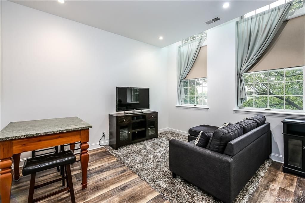 20 Whippoorwill Road E, Armonk, NY 10504 — photo 4