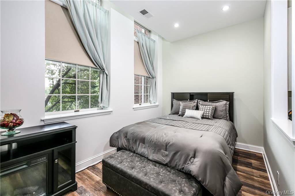 20 Whippoorwill Road E, Armonk, NY 10504 — photo 5