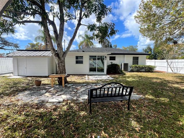 3717 BELMONT BOULEVARD, Sarasota, FL 34232