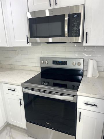 3717 BELMONT BOULEVARD, Sarasota, FL 34232