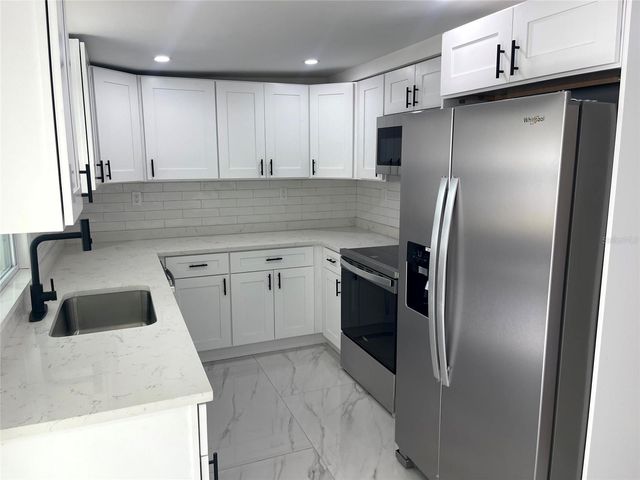 3717 BELMONT BOULEVARD, Sarasota, FL 34232