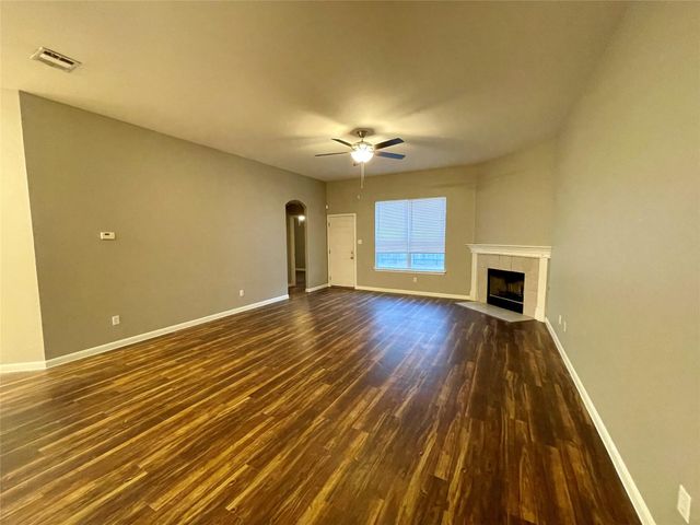 800 Orchard ST, Cedar Park, TX 78613