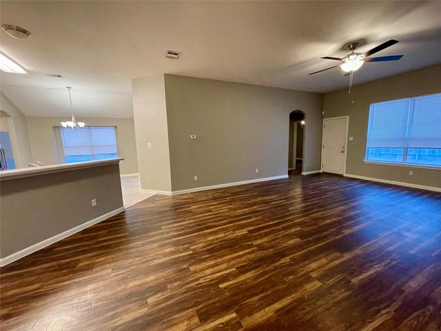 800 Orchard ST, Cedar Park, TX 78613