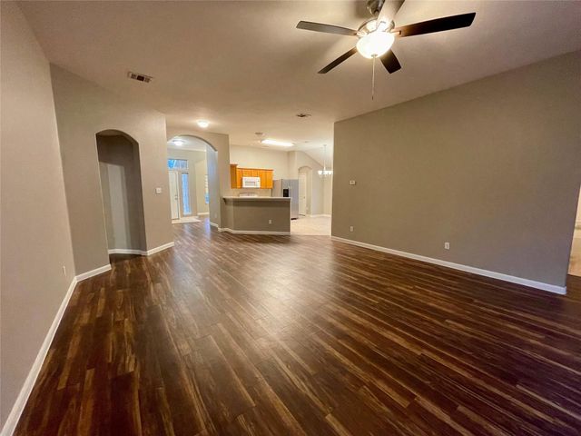 800 Orchard ST, Cedar Park, TX 78613