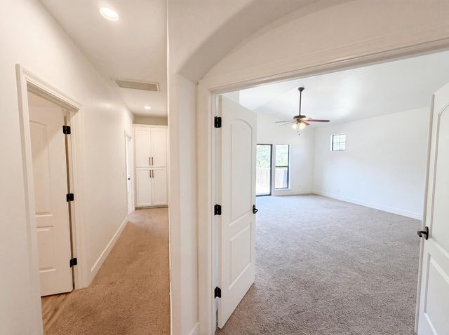 3172 Chasen Dr, Cameron Park, CA 95682