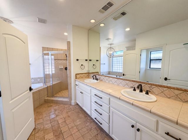 3172 Chasen Dr, Cameron Park, CA 95682