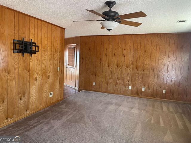 109 Lincoln Drive, Glennville, GA 30427