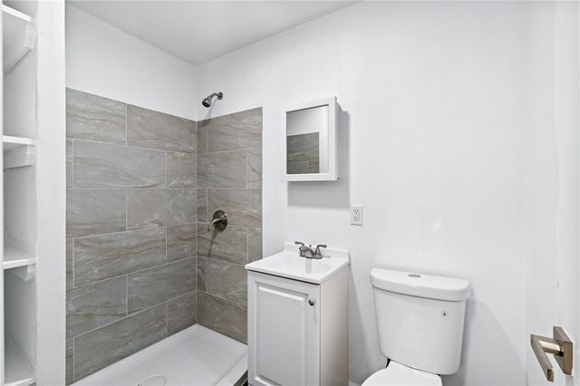 5202 Keystone St, Lawrenceville, PA 15201