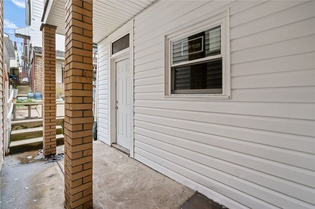 5202 Keystone St, Lawrenceville, PA 15201