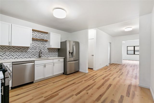 5202 Keystone St, Lawrenceville, PA 15201