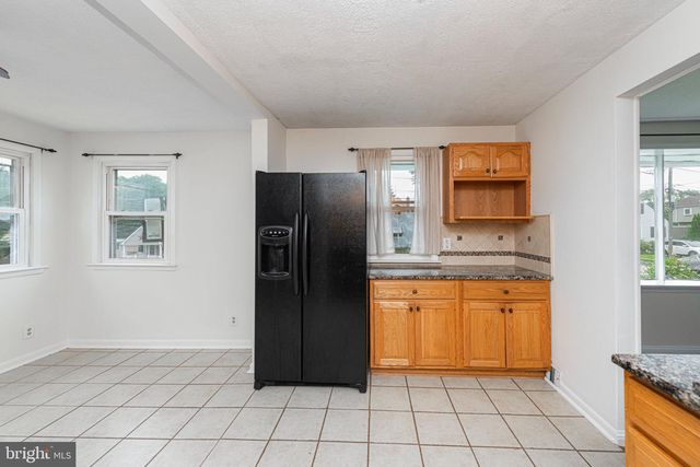 82 2ND AVE, Broomall, PA 19008