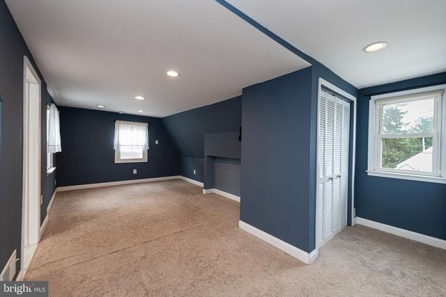 82 2ND AVE, Broomall, PA 19008
