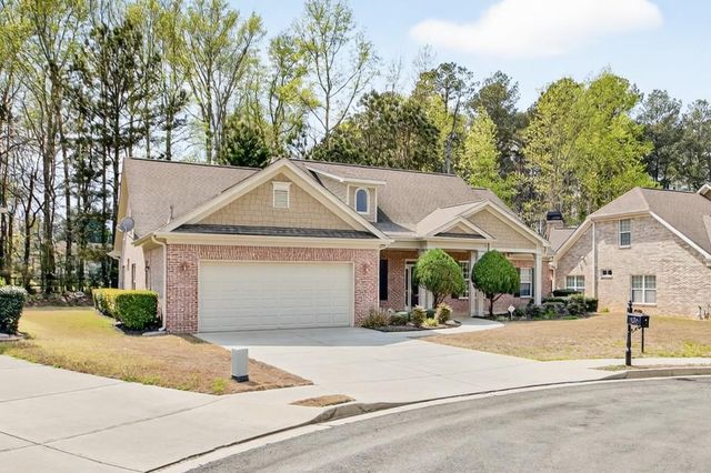 2607 Misty Rose Lane, Loganville, GA 30052