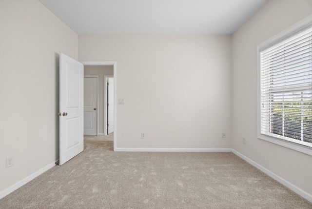 2607 Misty Rose Lane, Loganville, GA 30052