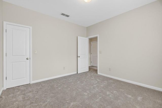 2607 Misty Rose Lane, Loganville, GA 30052