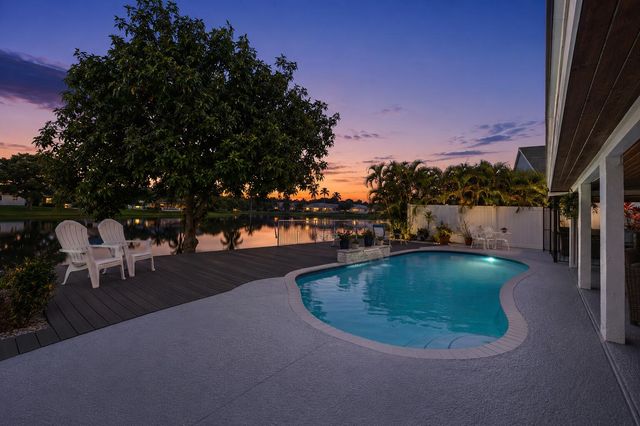 14040 Richwood Place, Davie, FL 33325