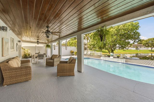 14040 Richwood Place, Davie, FL 33325
