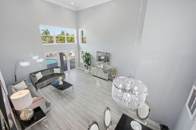 14040 Richwood Place, Davie, FL 33325
