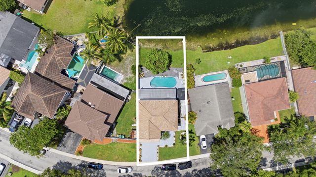 14040 Richwood Place, Davie, FL 33325