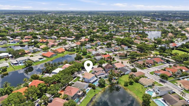 14040 Richwood Place, Davie, FL 33325