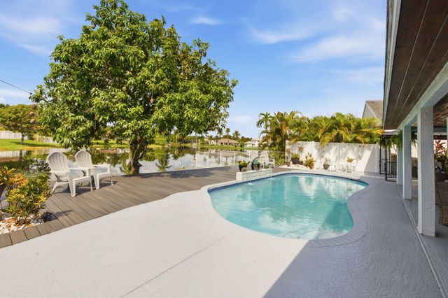14040 Richwood Place, Davie, FL 33325