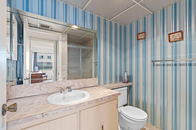 246 Normandy F, Delray Beach, FL 33484
