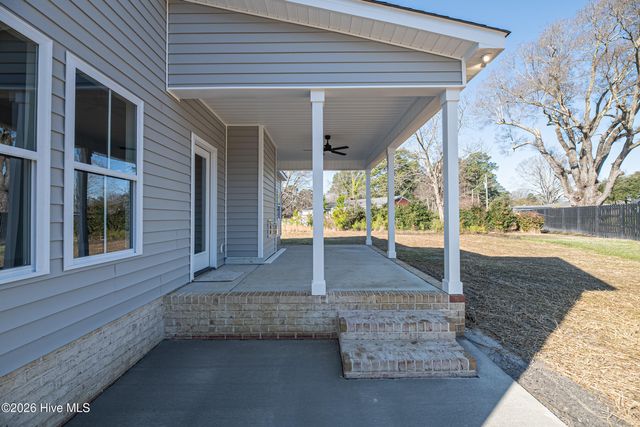 3300 Hershey Court, Farmville, NC 27828