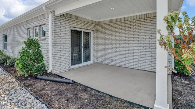 17 Powell Place, Byhalia, MS 38611