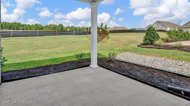 17 Powell Place, Byhalia, MS 38611