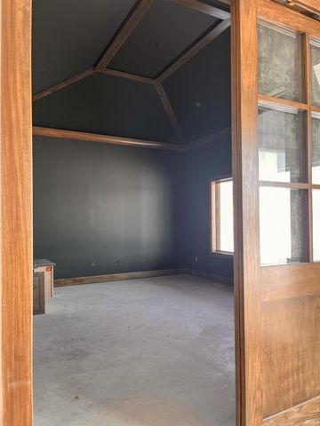 8710 Artemis Lane, Fort Wayne, IN 46825