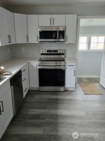 904 W 2nd Street, Aberdeen, WA 98520