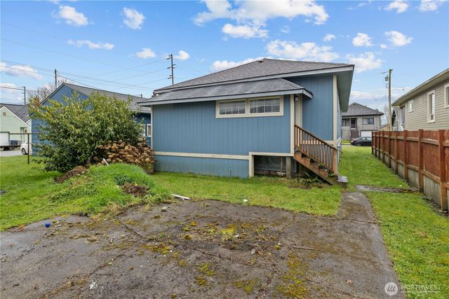 904 W 2nd Street, Aberdeen, WA 98520