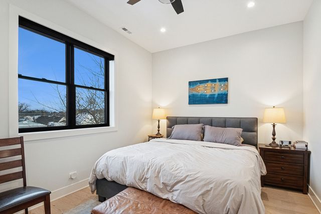 3139 N Central Park Avenue 3, Chicago, IL 60618