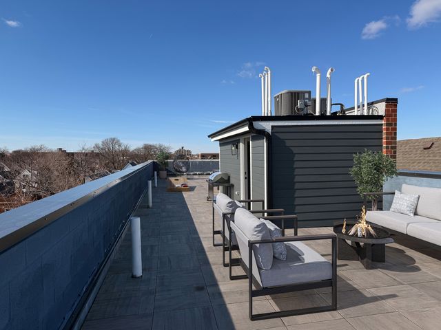 3139 N Central Park Avenue 3, Chicago, IL 60618