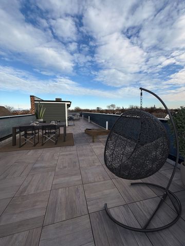 3139 N Central Park Avenue 3, Chicago, IL 60618