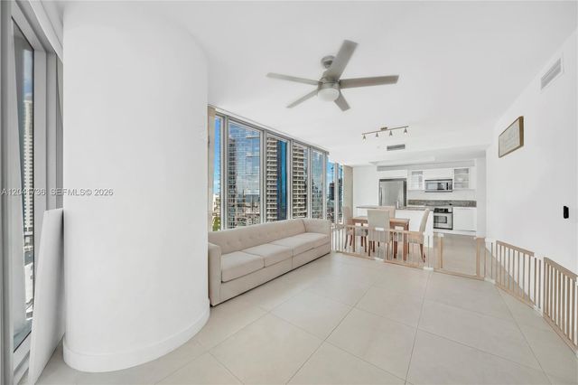 888 Biscayne Boulevard 2101, Miami, FL 33132