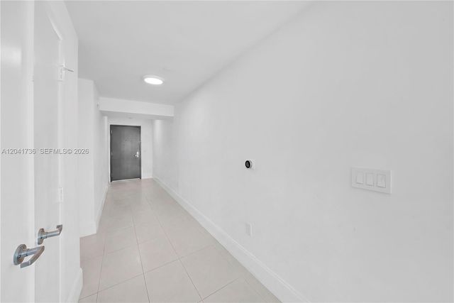 888 Biscayne Boulevard 2101, Miami, FL 33132