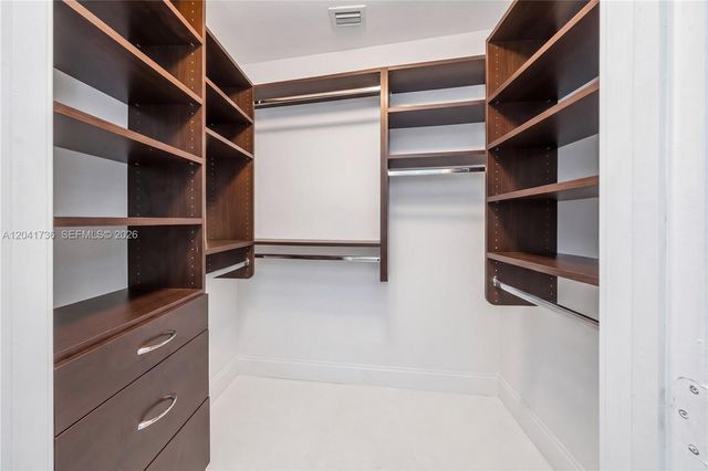 888 Biscayne Boulevard 2101, Miami, FL 33132